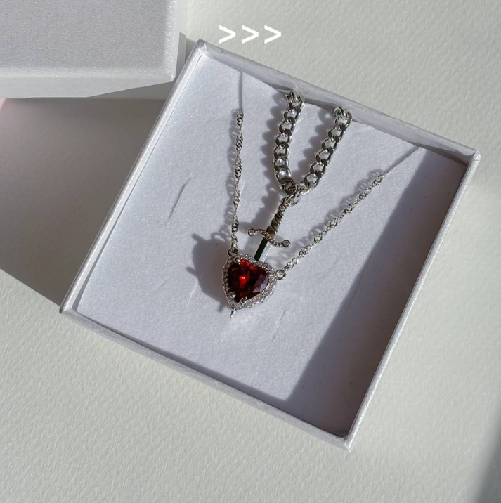 Colar de compromisso - Espada & Coração